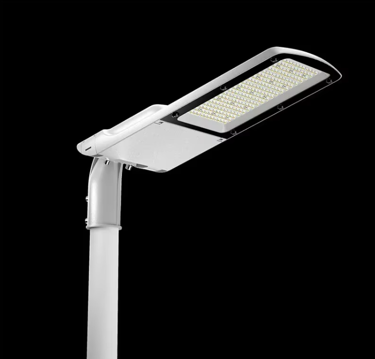Quels sont les avantages des réverbères LED?